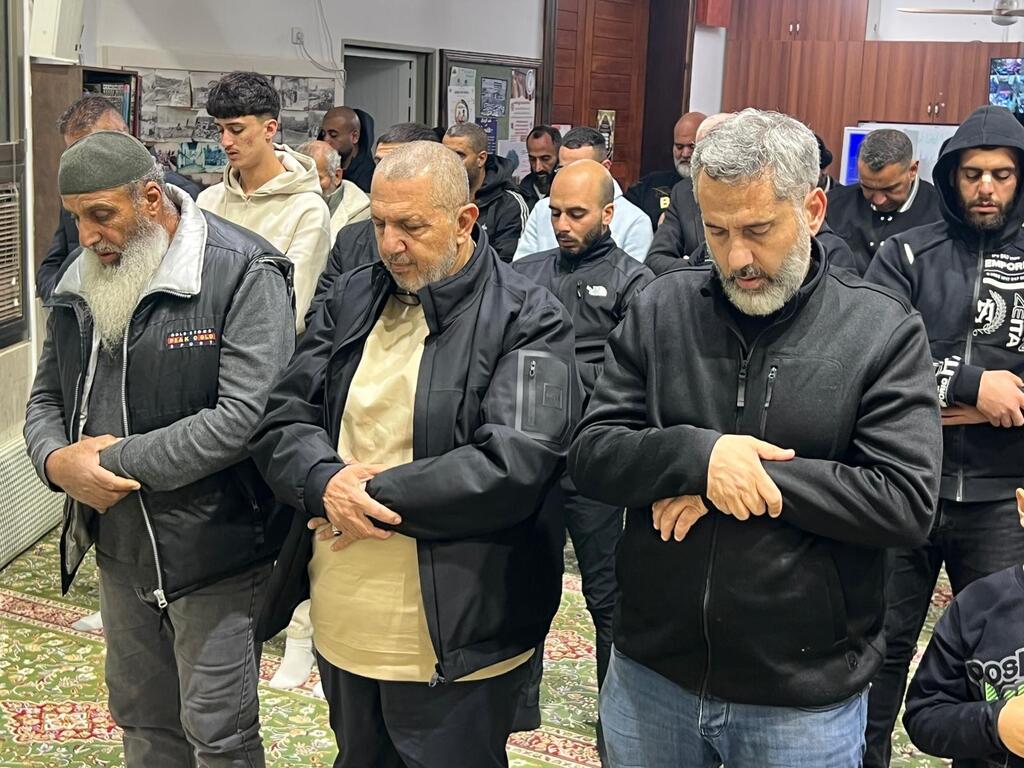 صلاة التراويح في بلدة عارة