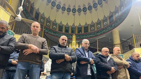 صلاة التراويح في بلدة عارة