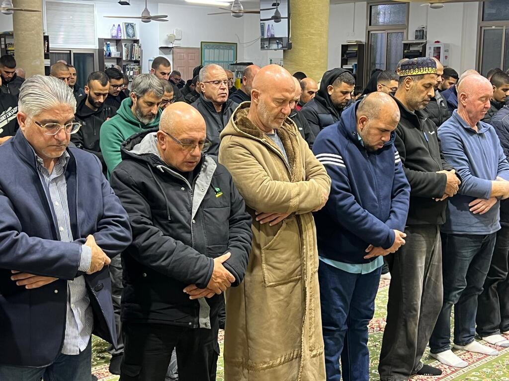 صلاة التراويح في بلدة عارة