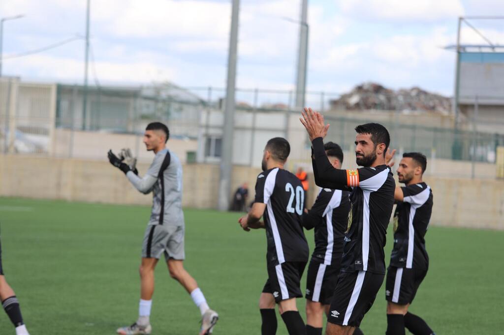 تعادل بين باقة وجت (راديو الناس) تعادل بين باقة وجت