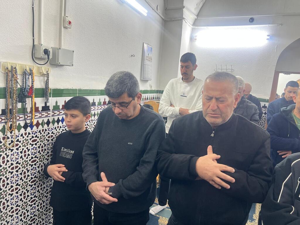 صلاة الجمعة الثانية من مسجد القديم جت المثلث 