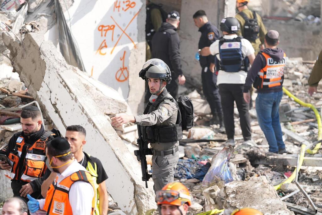 سقوط صاروخ من إيران قرب القدس