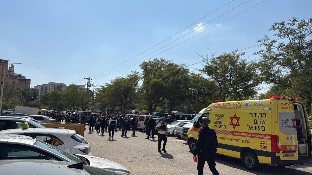 سقوط صاروخ في بئر السبع