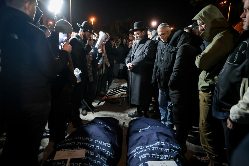 جنازات قتلى بيت شيمش 