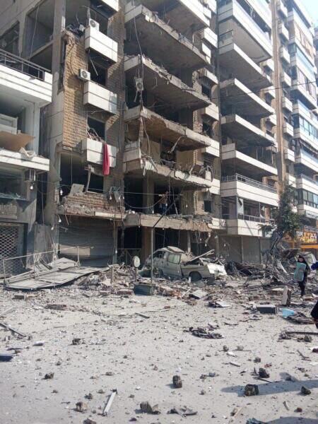 من موقع القصف الإسرائيلي في الضاحية الجنوبية لبيروت (وفق البند 27 أ من قانون الحقوق الأدبية (2007)) من موقع القصف الإسرائيلي في الضاحية الجنوبية لبيروت