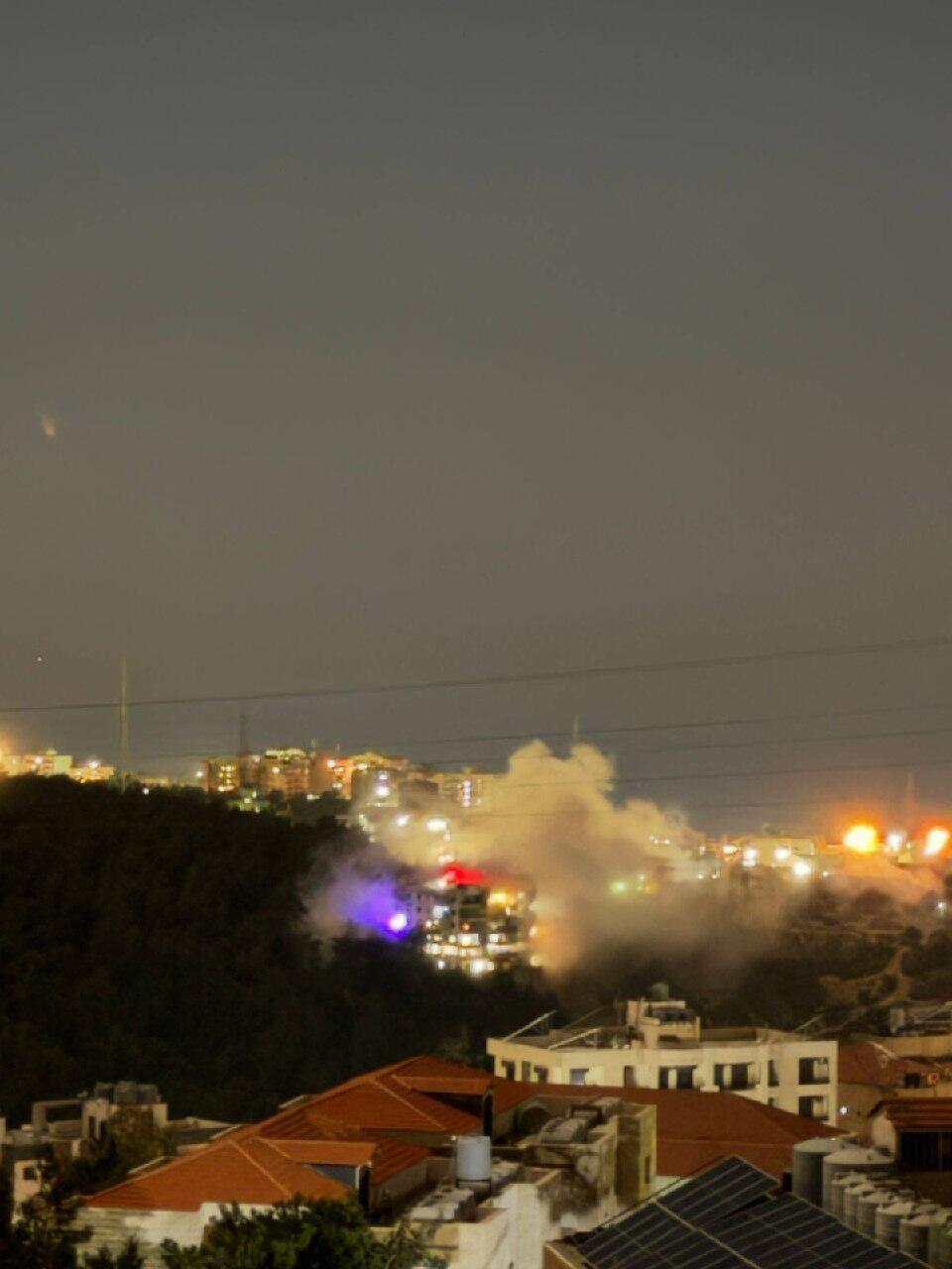 قصف في لبنان (وفق البند 27 أ من قانون الحقوق الأدبية (2007)) قصف في لبنان