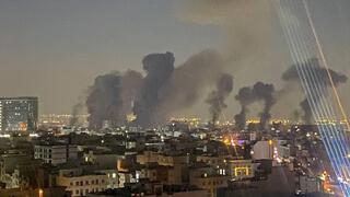 غارات عنيفة على عدد من الأهداف في العاصمة الإيرانية طهران
