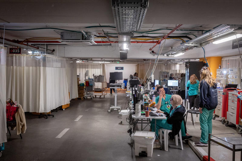 مستشفيات إسرائيل تعمل في مواقف سيارات تحت الأرض في ظل الحرب