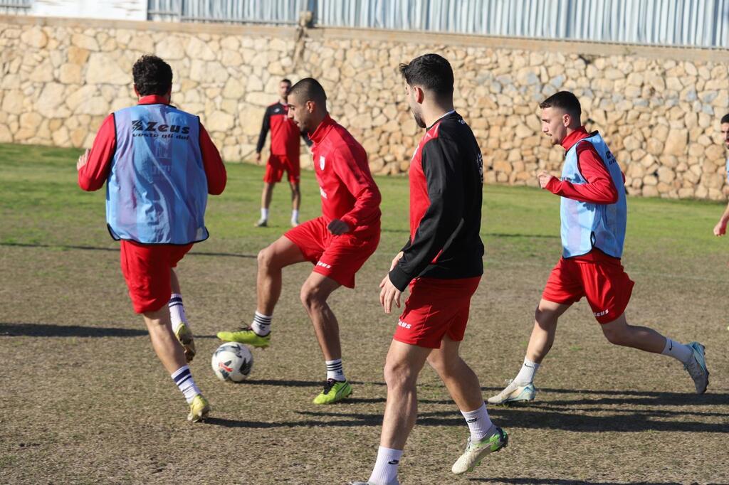 أبناء مصمص يعودون إلى العشب الأخضر