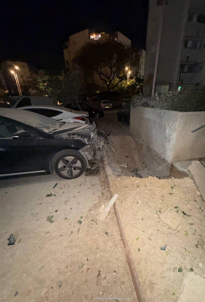 سقوط شظايا في منطقة تل أبيب (وفق البند 27 أ من قانون الحقوق الأدبية (2007)) سقوط شظايا في منطقة تل أبيب