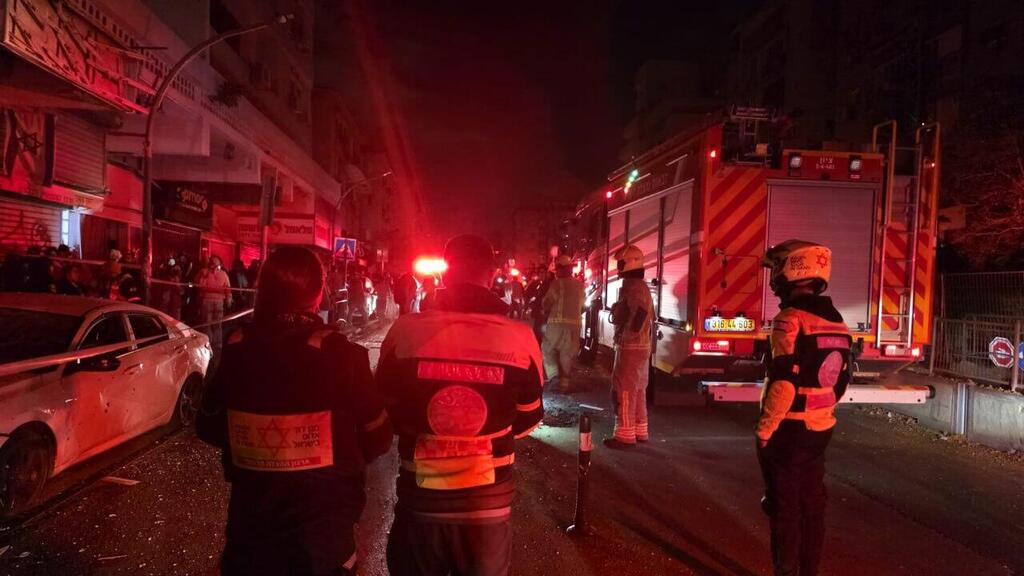 سقوط شظايا في منطقة تل أبيب