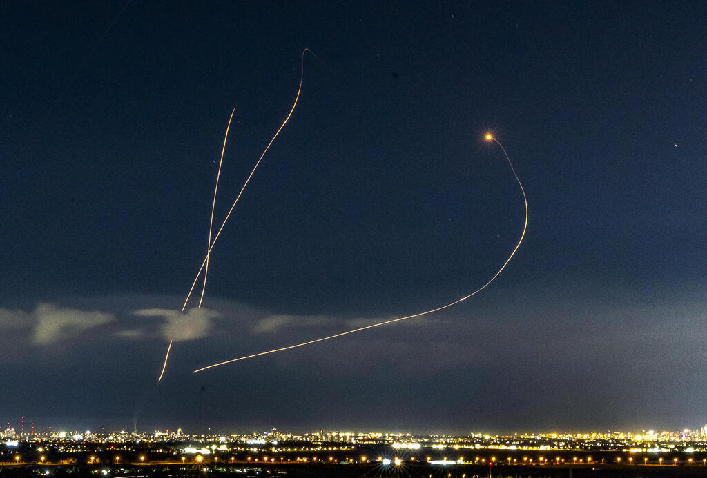 اعتراض صواريخ من إيران في منطقة المركز