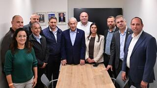 رئيس مجلس بسمعة طبعون منير زبيدات، التقى نتنياهو برفقة عدد من رؤساء سلطات محلية