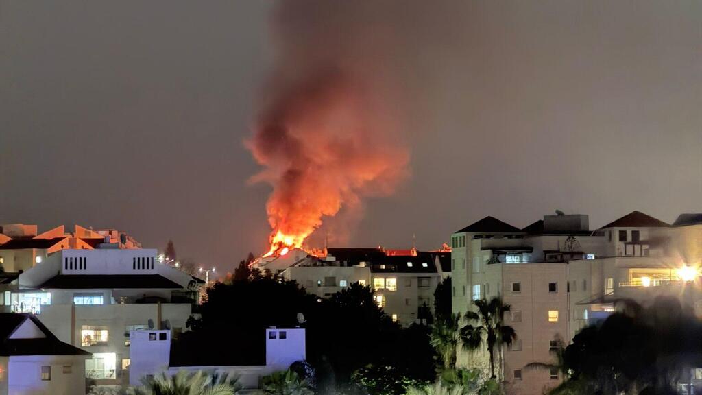 إصابة مباشرة في منطقة المركز بصاروخ إيراني 