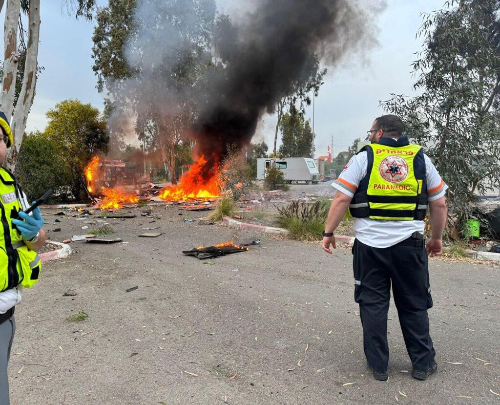 اضرار جراء سقوط شظايا في مناطق مفتوحة بمنطقة المركز 