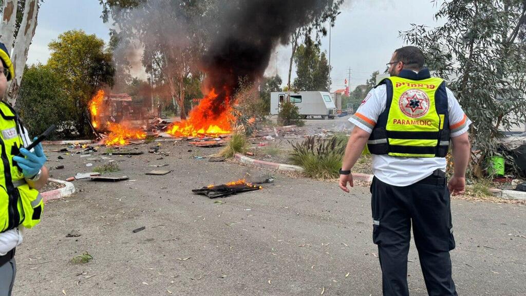 اضرار جراء سقوط شظايا في مناطق مفتوحة بمنطقة المركز 