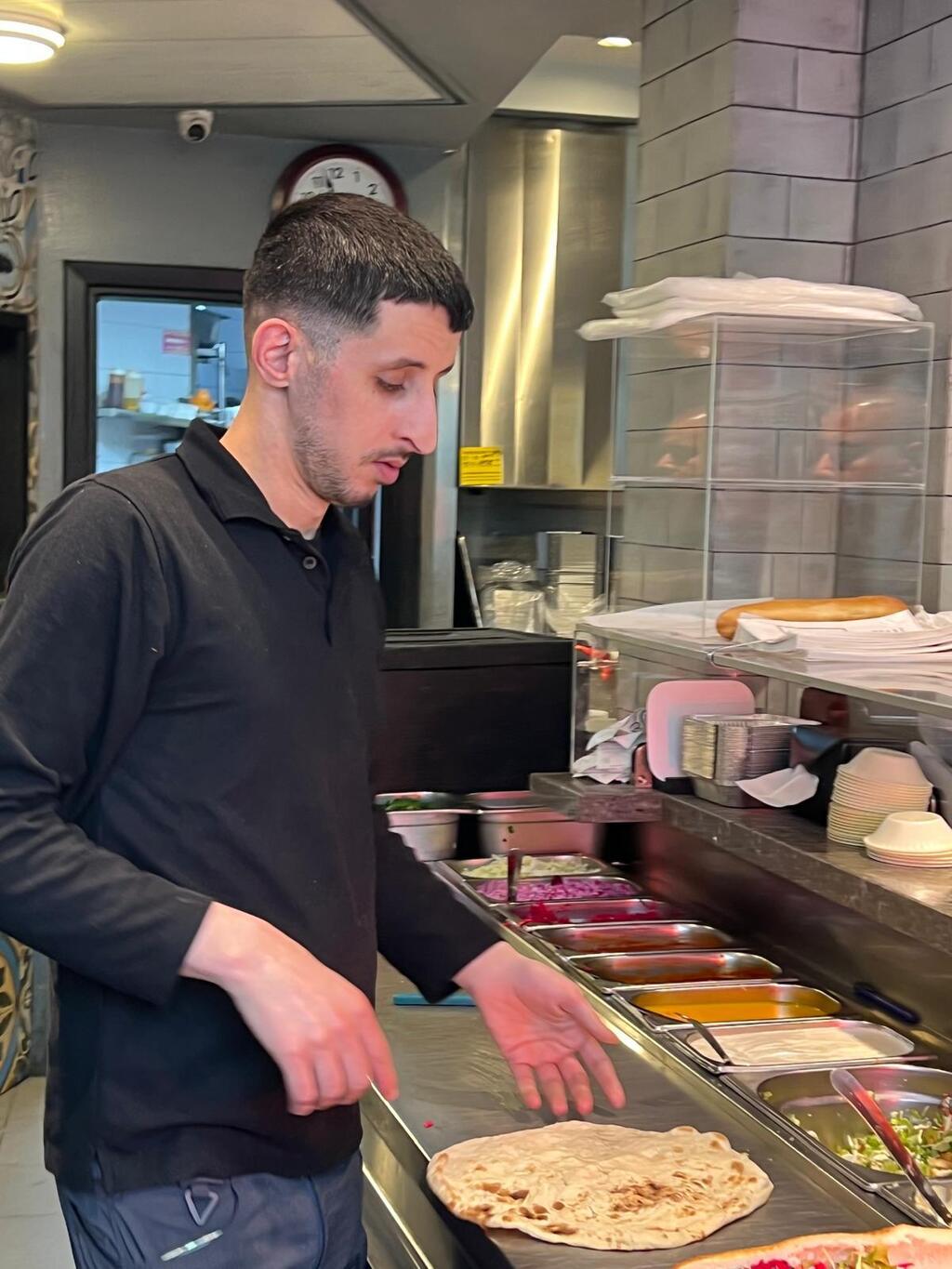 أجواء رمضان في يافا في ظل أجواء الحرب (راديو الناس) أجواء رمضان في يافا في ظل أجواء الحرب