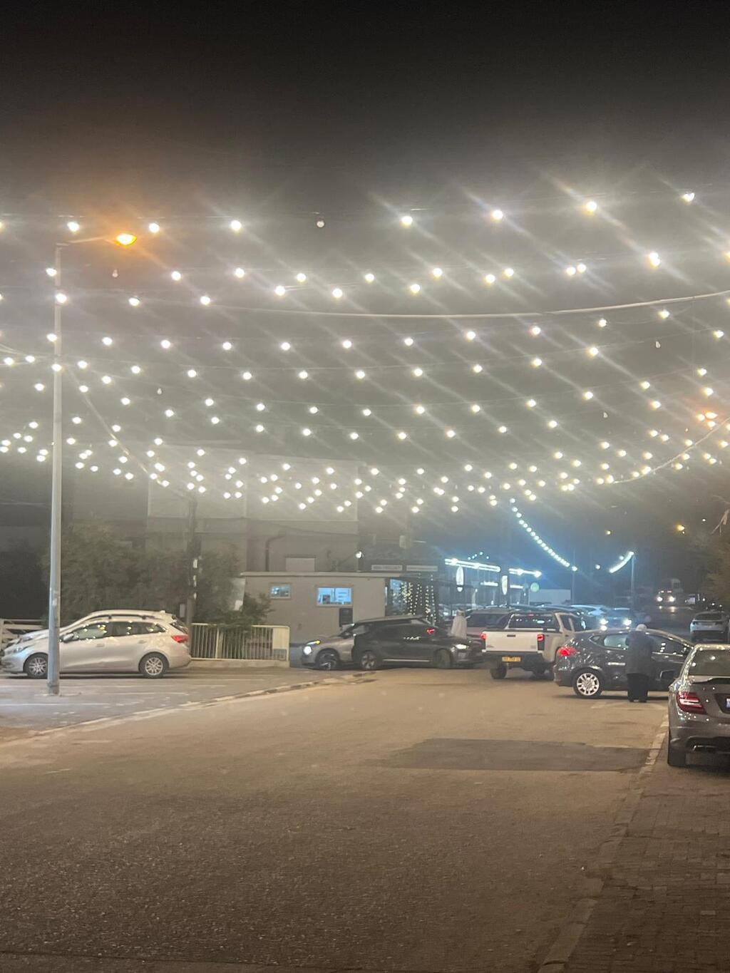 المساجد تستعد لليلة القدر (راديو الناس) المساجد تستعد لليلة القدر