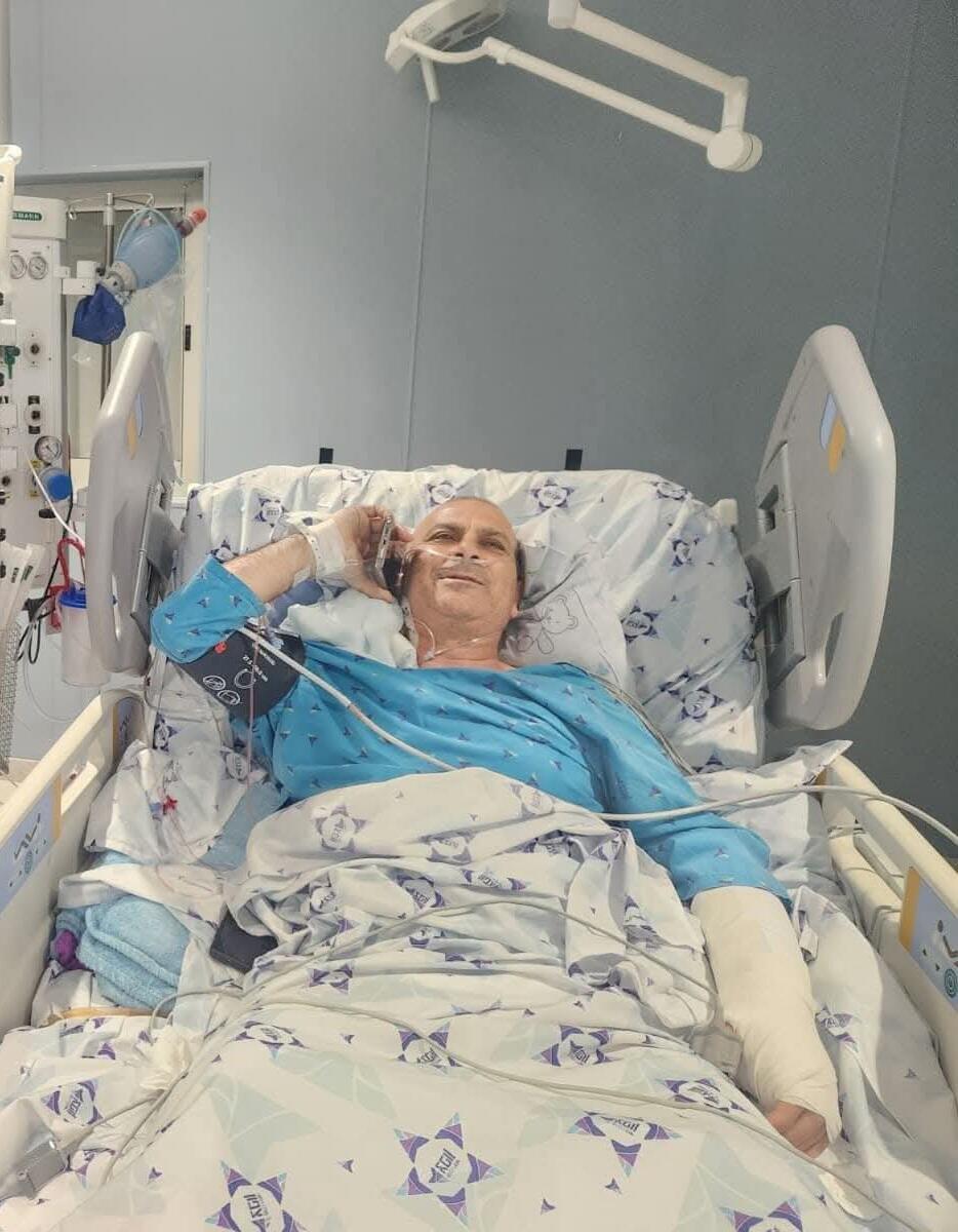 رئيس بلدية عرابة أحمد نصار في مستشفى بوريا