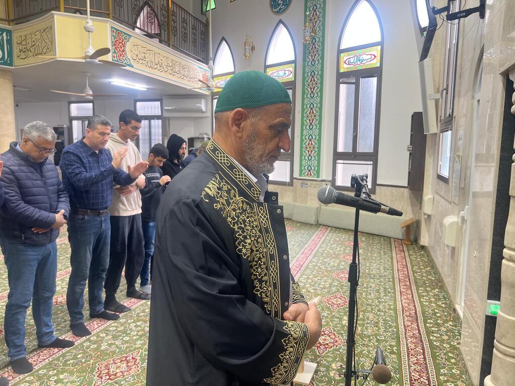 المساجد تستعد لليلة القدر (راديو الناس) المساجد تستعد لليلة القدر