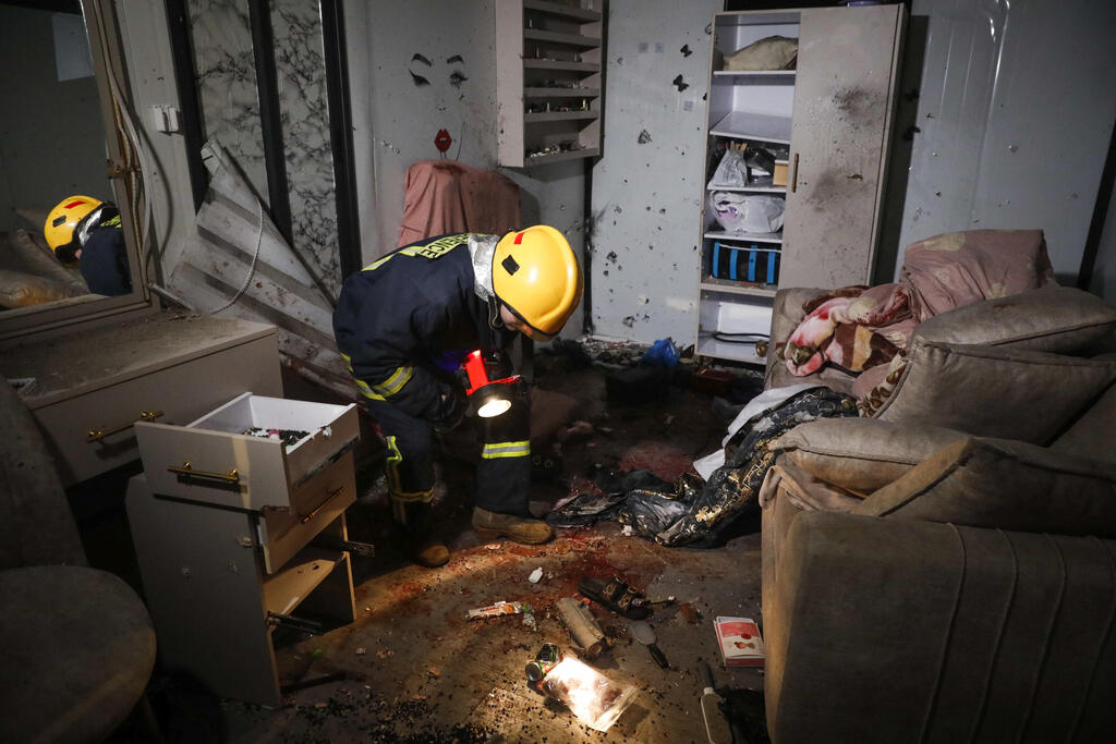 أضرار واسعة في منطقة المركز وتل أبيب جراء صواريخ من إيران 