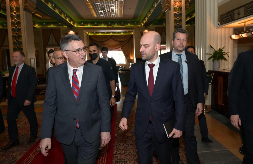 ساعر يلتقي وزير خارجية فرنسا (GPO) ساعر يلتقي وزير خارجية فرنسا