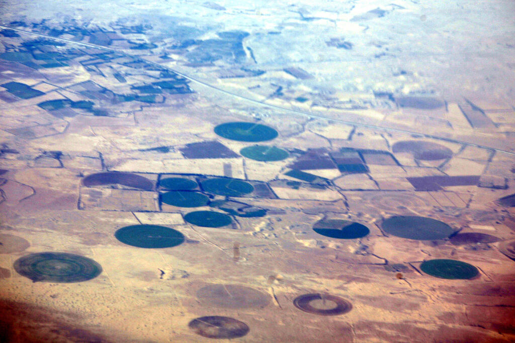 نفط صورة توضيحية (Flash90) نفط صورة توضيحية