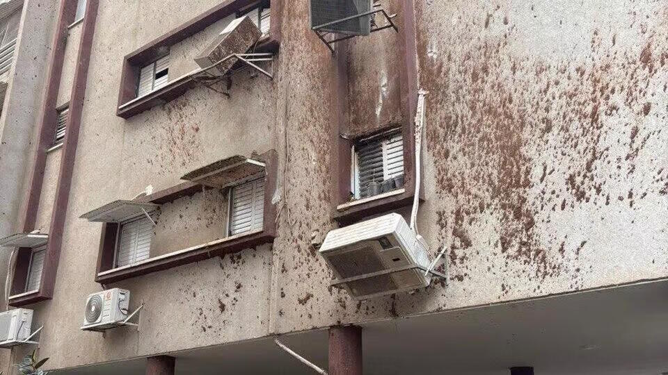 اضرار مادية في ريشون (تُستخدم هذه الصورة بموجب البند 27 أ من قانون الحقوق الأدبية (2007)) اضرار مادية في ريشون