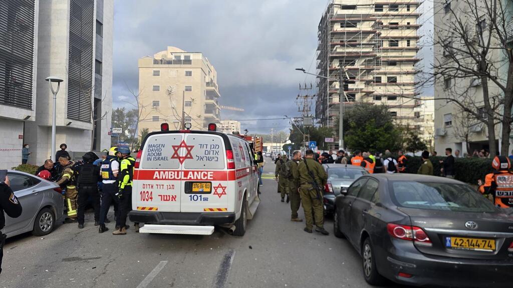 إصابات وسقوط شظايا في نهاريا (نجمة داوود الحمراء \ سلطة الإطفاء ) إصابات وسقوط شظايا في نهاريا