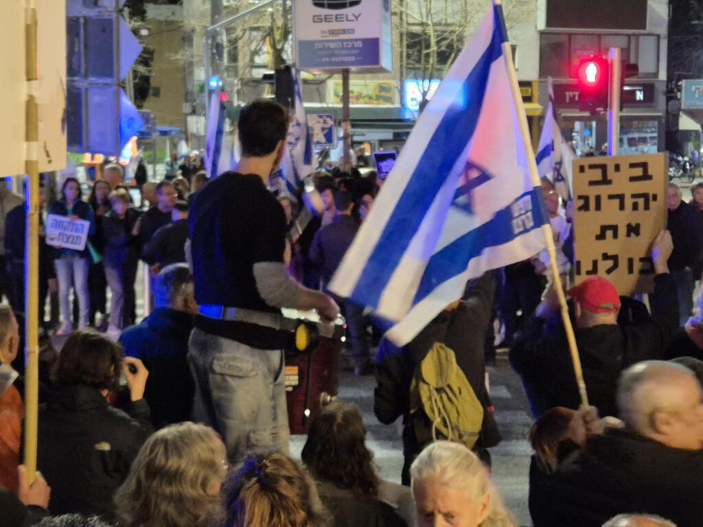 احتجاجات واسعة ضد الحرب في مدن عدّة 