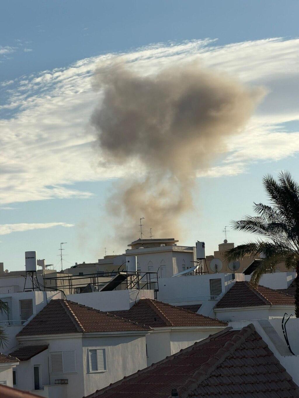 سقوط شظايا في مدينة إيلات (وفق البند 27 أ من قانون الحقوق الأدبية (2007)) أنباء أولية عن سقوط في مدينة إيلات