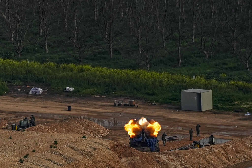 قوات الجيش الاسرائيلي قرب الحدود اللبنانية