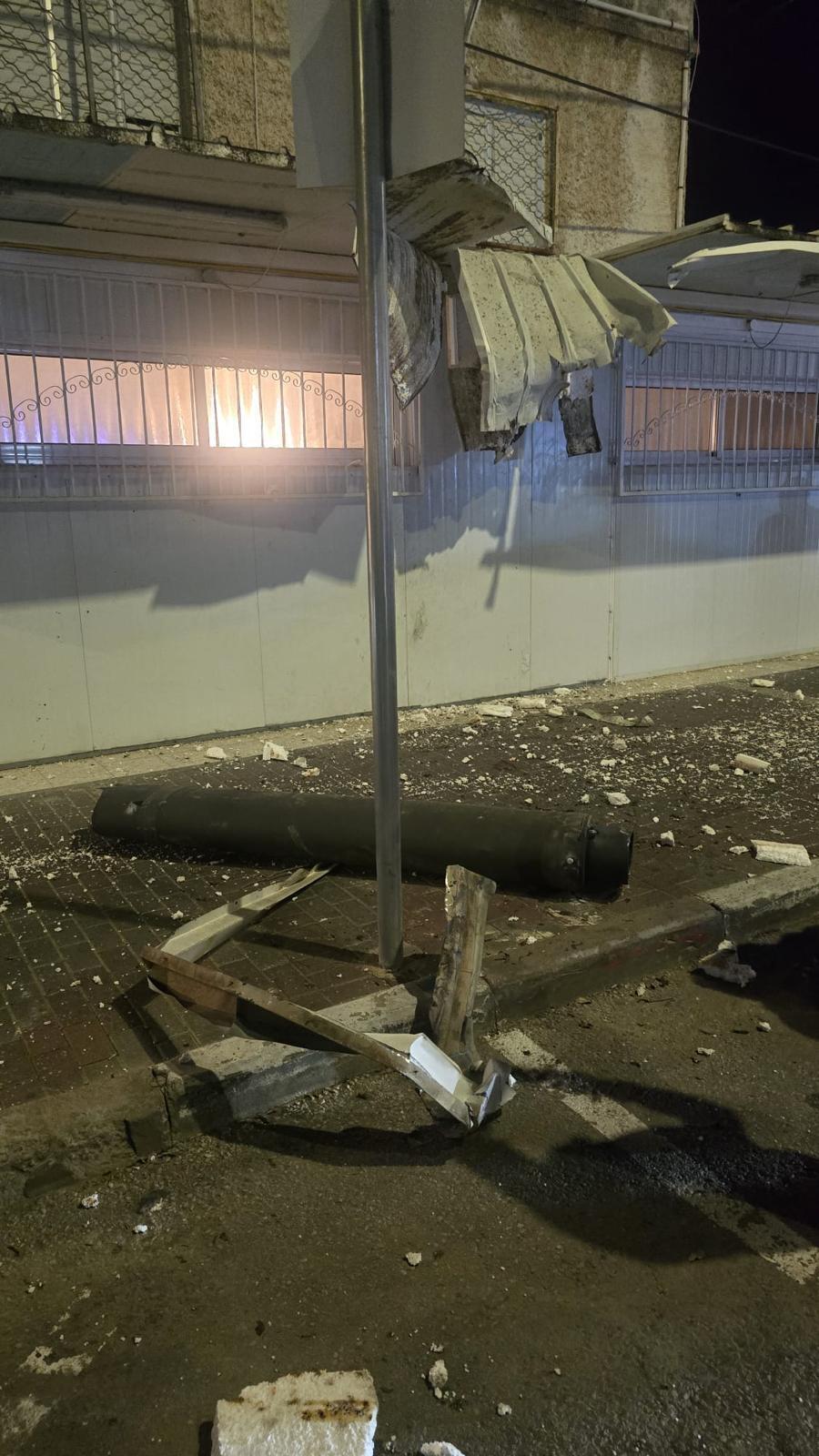 مشاهد أولية سقوط شظايا في منطقة حيفا وتسجيل أضرار بالممتلكات