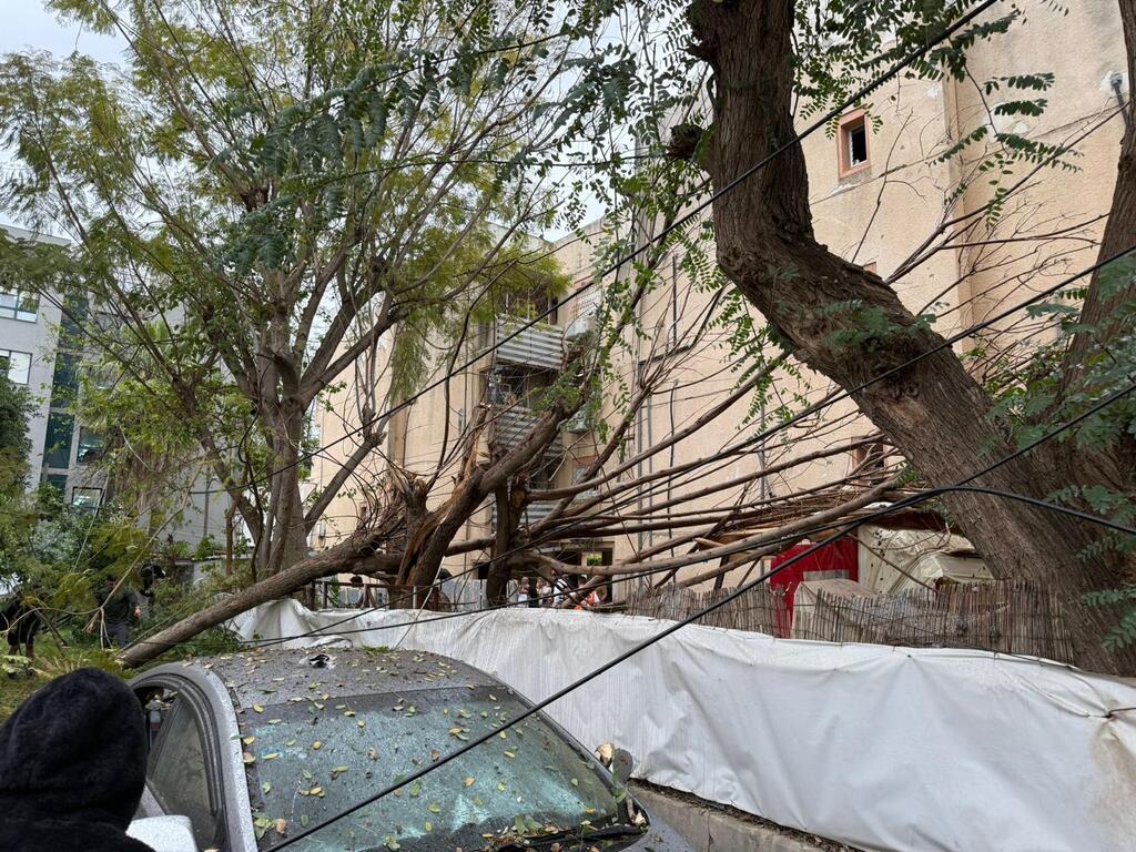 سقوط شظايا في مركز البلاد