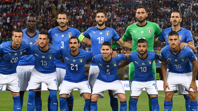 لاعبو المنتخب الإيطالي 