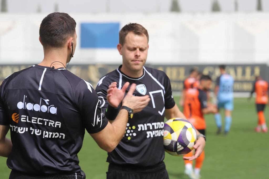 خسارة قاسية لكفرقاسم بثلاثية أمام كفار شاليم ومباراة تتوقف بسبب صافرات الإنذار