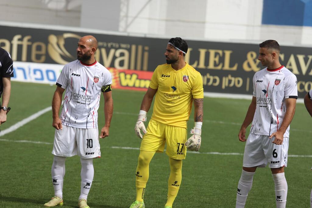 خسارة قاسية لكفرقاسم بثلاثية أمام كفار شاليم ومباراة تتوقف بسبب صافرات الإنذار