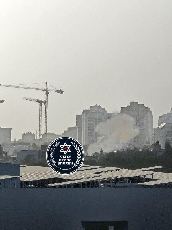 سقوط شظايا صاروخية في الكريوت