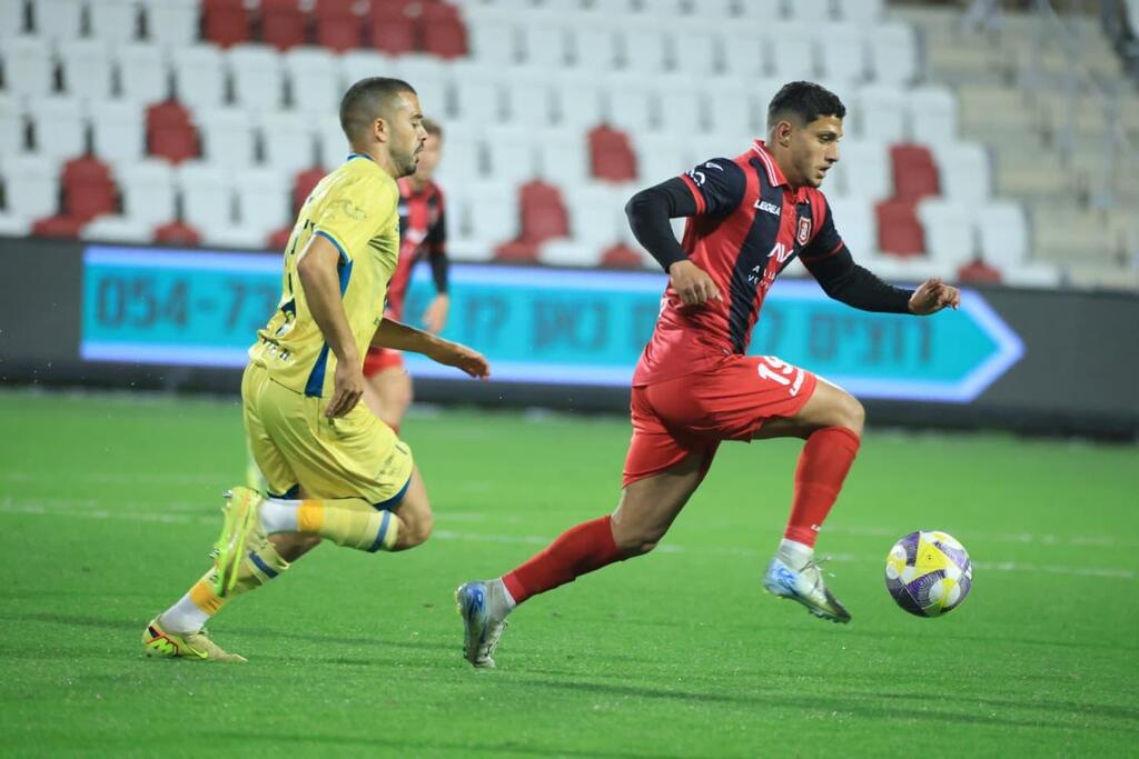 مكابي الرينة وهبوعيل القدس يفترقان بتعادل سلبي