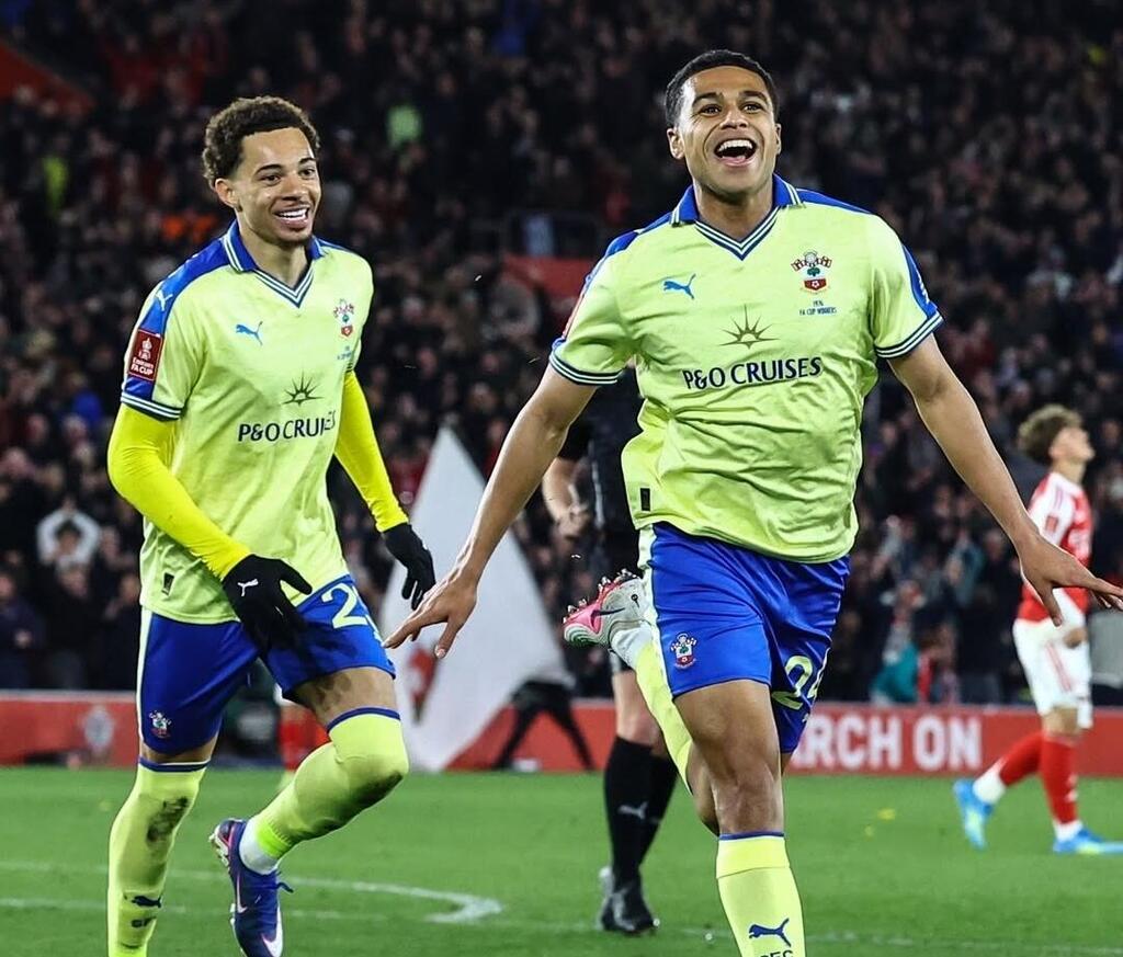 ساوثامبتون يقصي آرسنال من كأس الاتحاد (نادي ساوثامبتون ) ساوثامبتون يقصي آرسنال من كأس الاتحاد