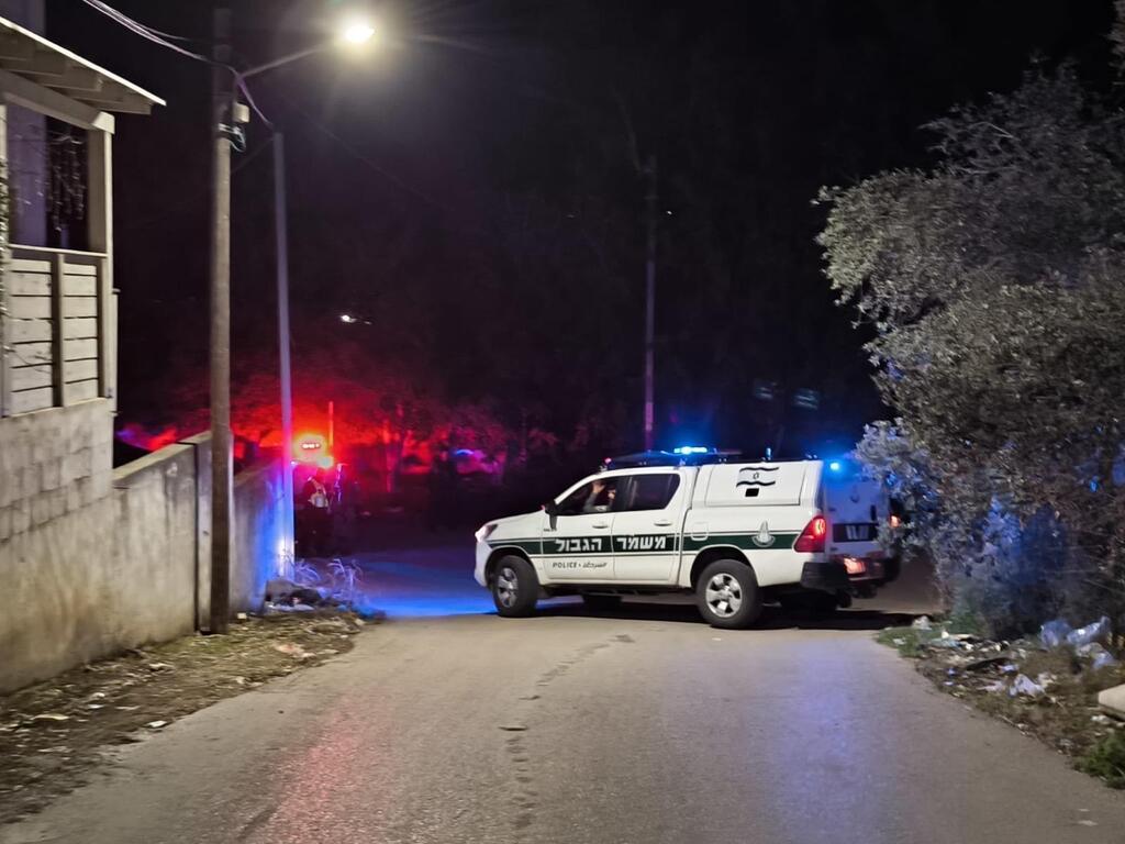 من موقع جريمة القتل في كفر قرع (راديو الناس) من موقع جريمة القتل في كفر قرع