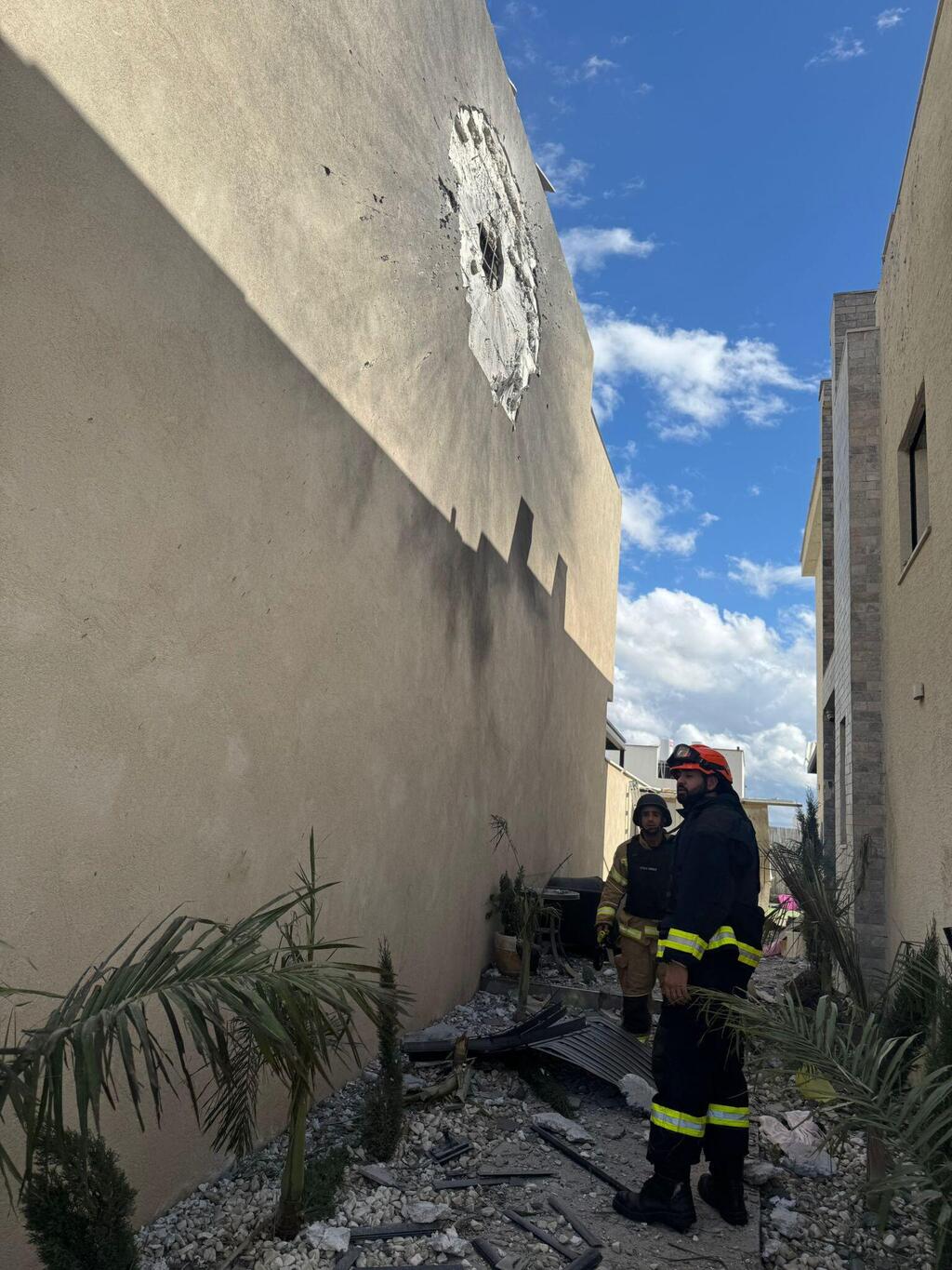 الحرب مع إيران ولبنان: شظايا ، صواريخ وأضرار وإصابات