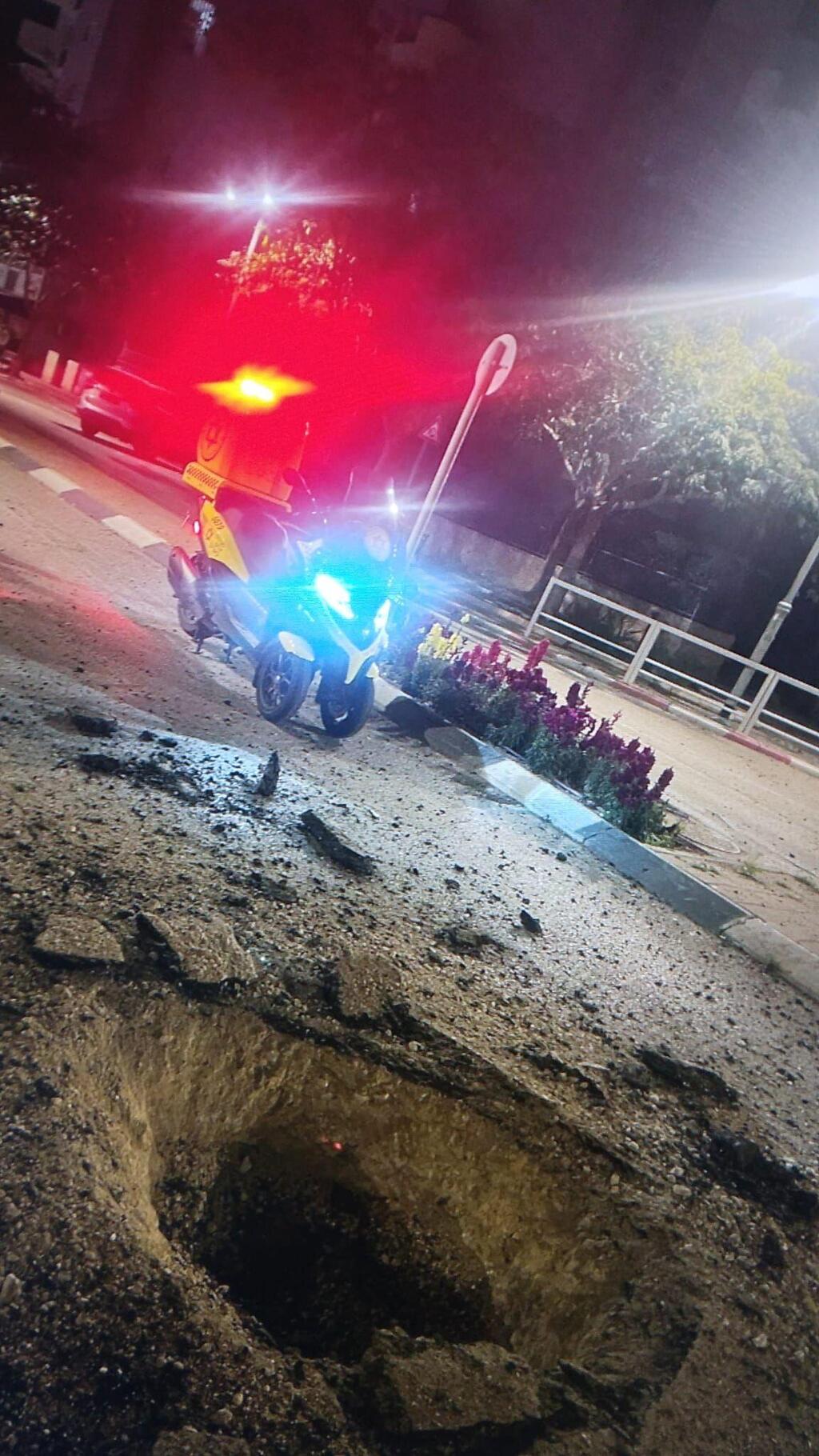 سقوط شظايا في منطقة بئر السبع ما تسبب بأضرار واسعة في المكان