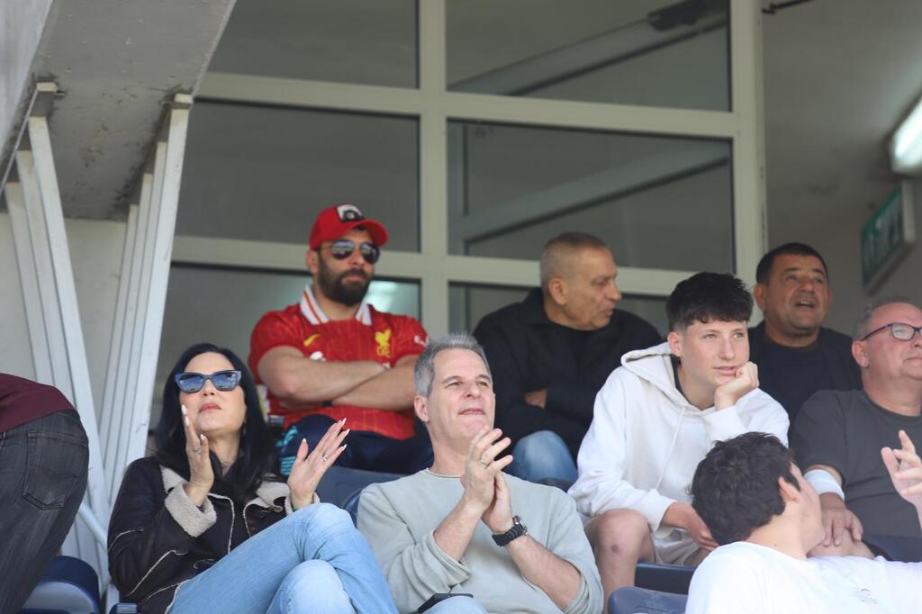 عودة الحياة للمدرجات بعد 40 يومًا من الغياب بسبب الحرب