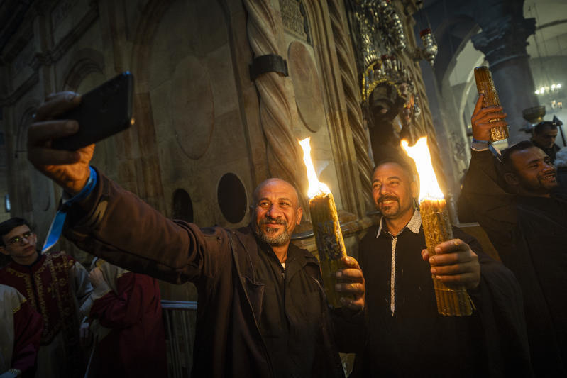 مراسم "سبت النور" في كنيسة القيامة بالقدس