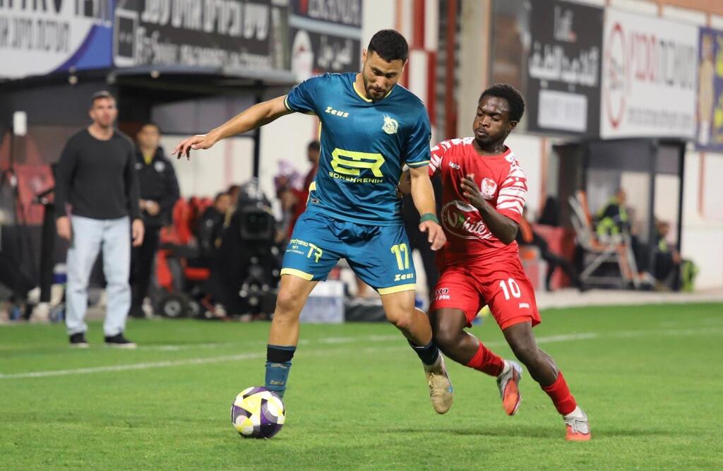 سخنين تقتنص فوزًا دراميًا وتعمّق أزمة الرينة