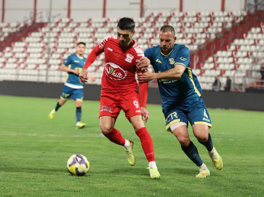 سخنين تقتنص فوزًا دراميًا وتعمّق أزمة الرينة