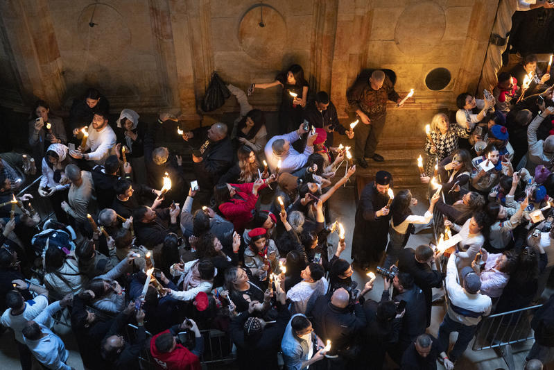 مراسم "سبت النور" في كنيسة القيامة بالقدس