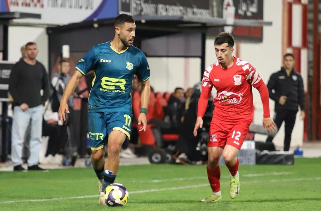 سخنين تقتنص فوزًا دراميًا وتعمّق أزمة الرينة