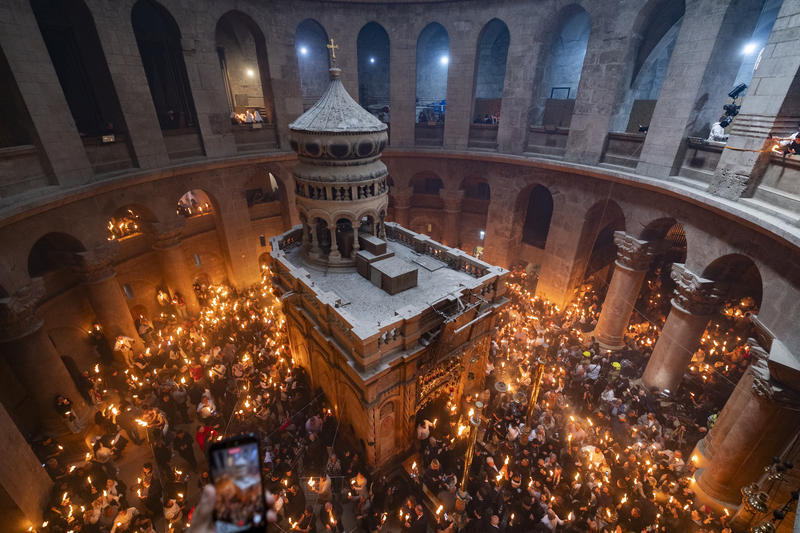 مراسم "سبت النور" في كنيسة القيامة بالقدس